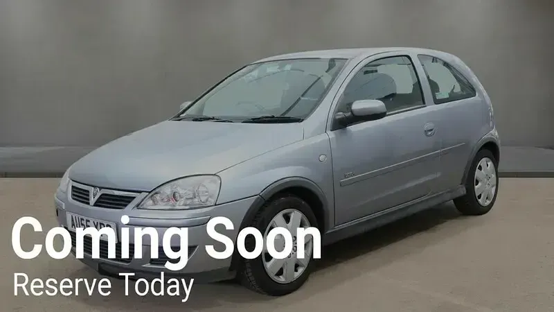 Used Vauxhall Corsa Design Edition 80 HP (58 kW) 2005 Silver Hatchback