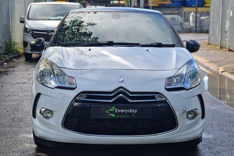 White Used 2011 Citroën DS3 Hatchback | £599 (Super price) - Image 1/1