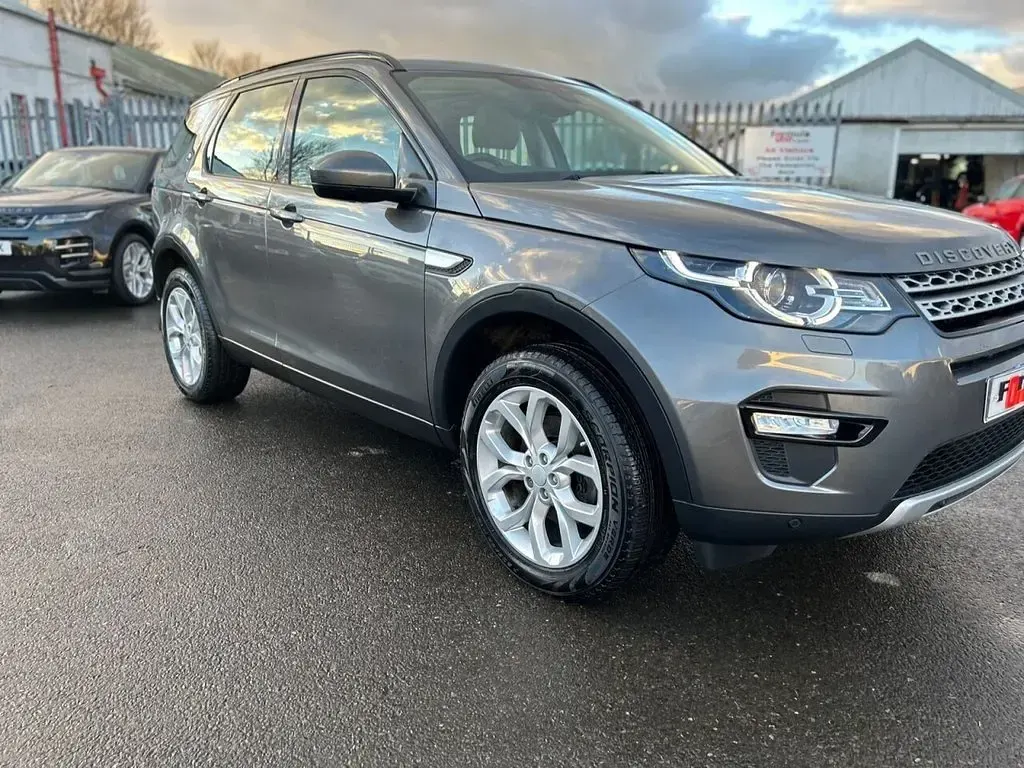 Used Land Rover Discovery Sport HSE 180 HP (132 kW) 2017 Grey SUV