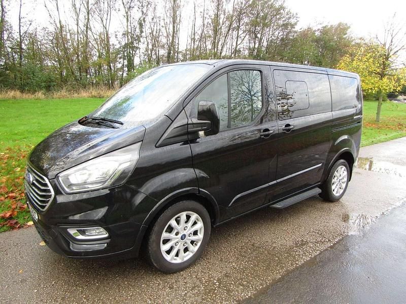 Used Ford Tourneo Titanium 130 HP (95 kW) 2020 Black MPV