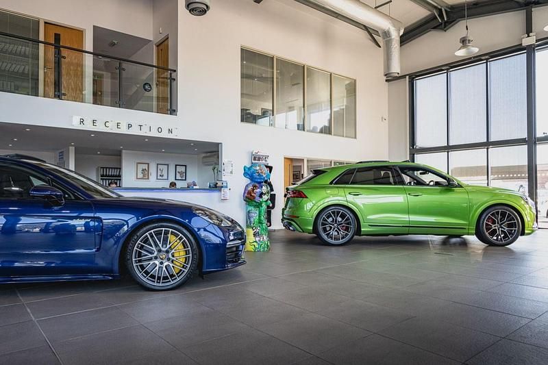 Used VW Tiguan Elegance 150 HP (110 kW) 2021 Black SUV