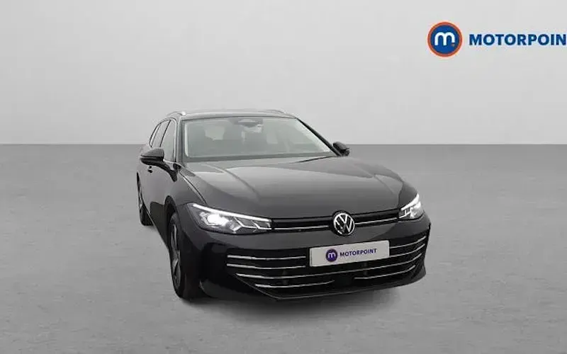 Usado VW Passat Life 204 HP (150 kW) 2025 Preto Carrinha
