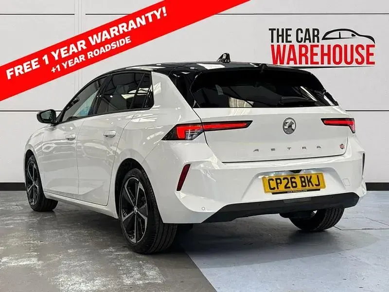 New Vauxhall Astra 131 HP (96 kW) 2025 Arctic white Hatchback