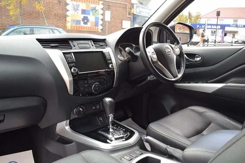 Used Nissan Navara Tekna 2021 Blue Pickup