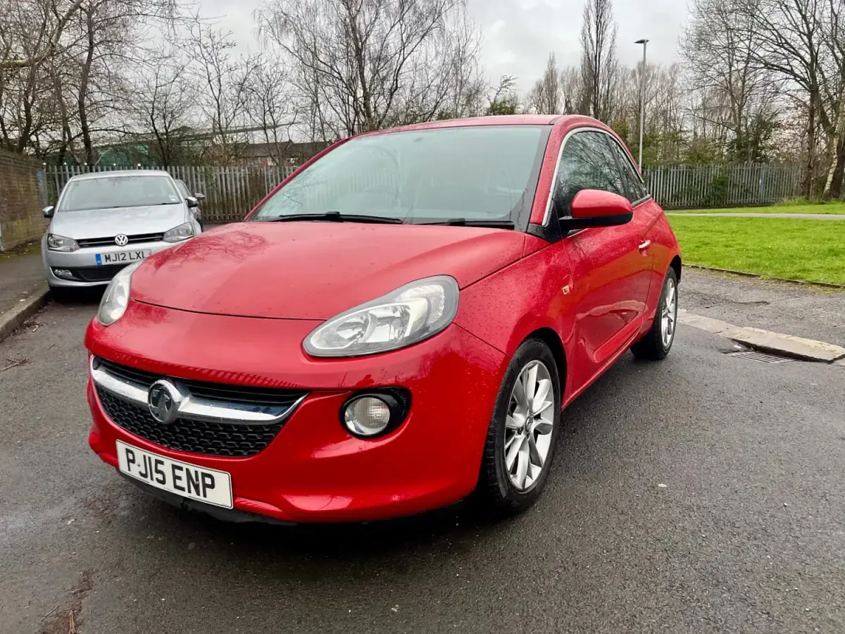 Second-hand Vauxhall Adam Jam 2015 Roșu Hatchback