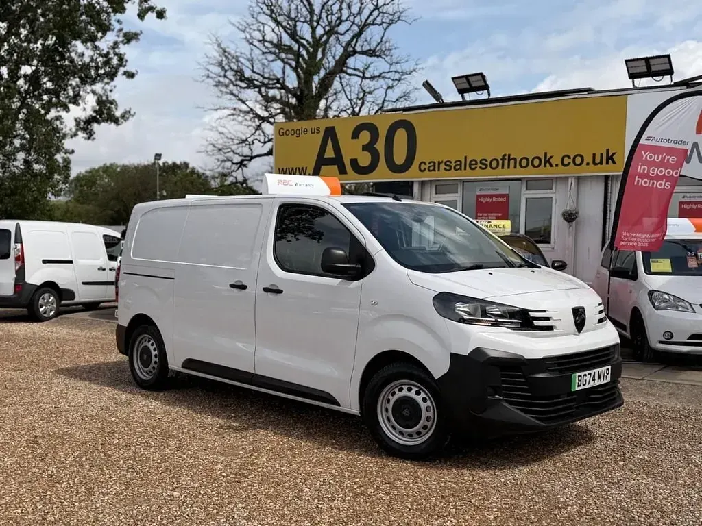 Occasion Peugeot e-Expert 100 kW (136 ch) 2024 Blanc Van