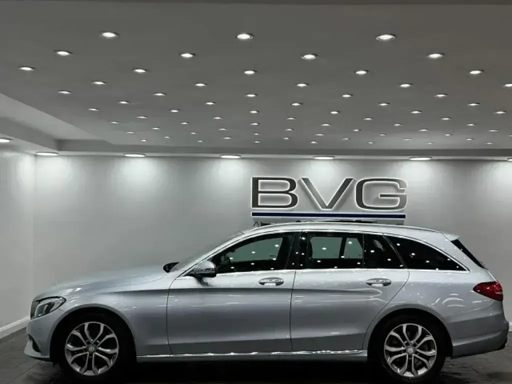Used Mercedes C220 Premium 170 HP (125 kW) 2016 Silver Estate