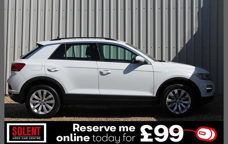 Begagnad VW T-Roc SE 113 HK (83 kW) 2020 Vit SUV