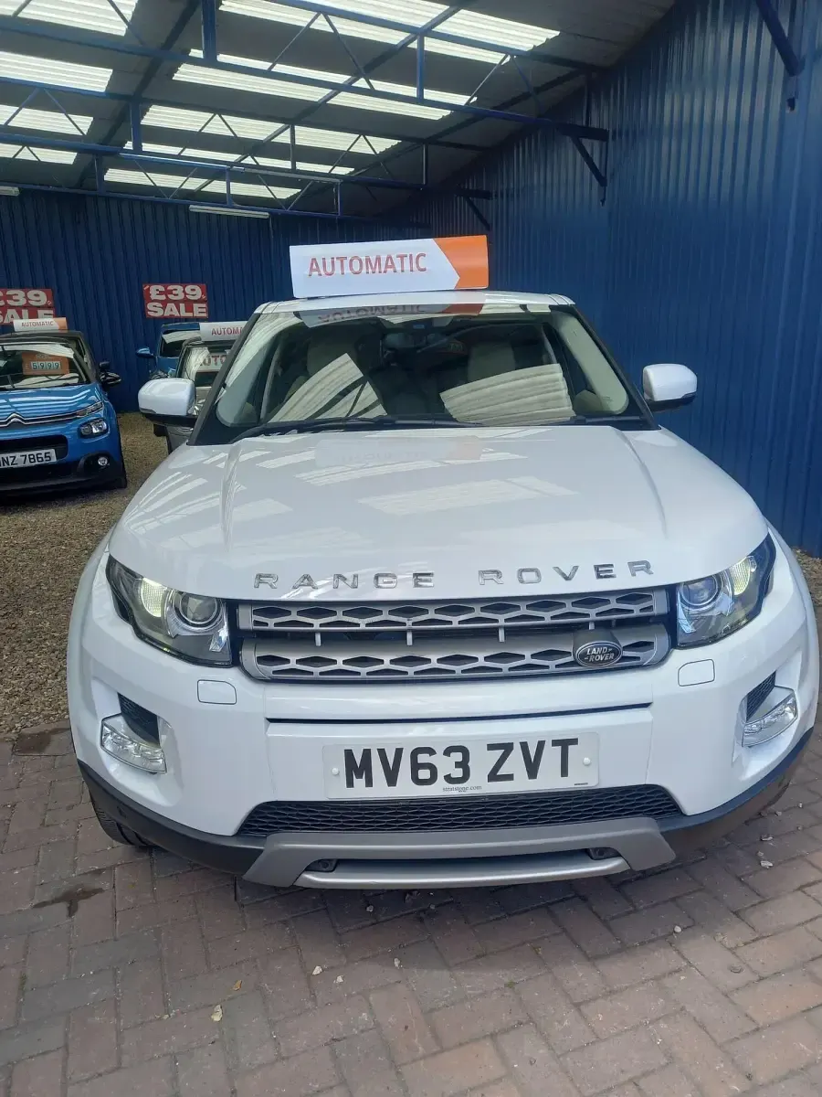 Used Land Rover Range Rover evoque Pure 190 HP (139 kW) 2013 White SUV