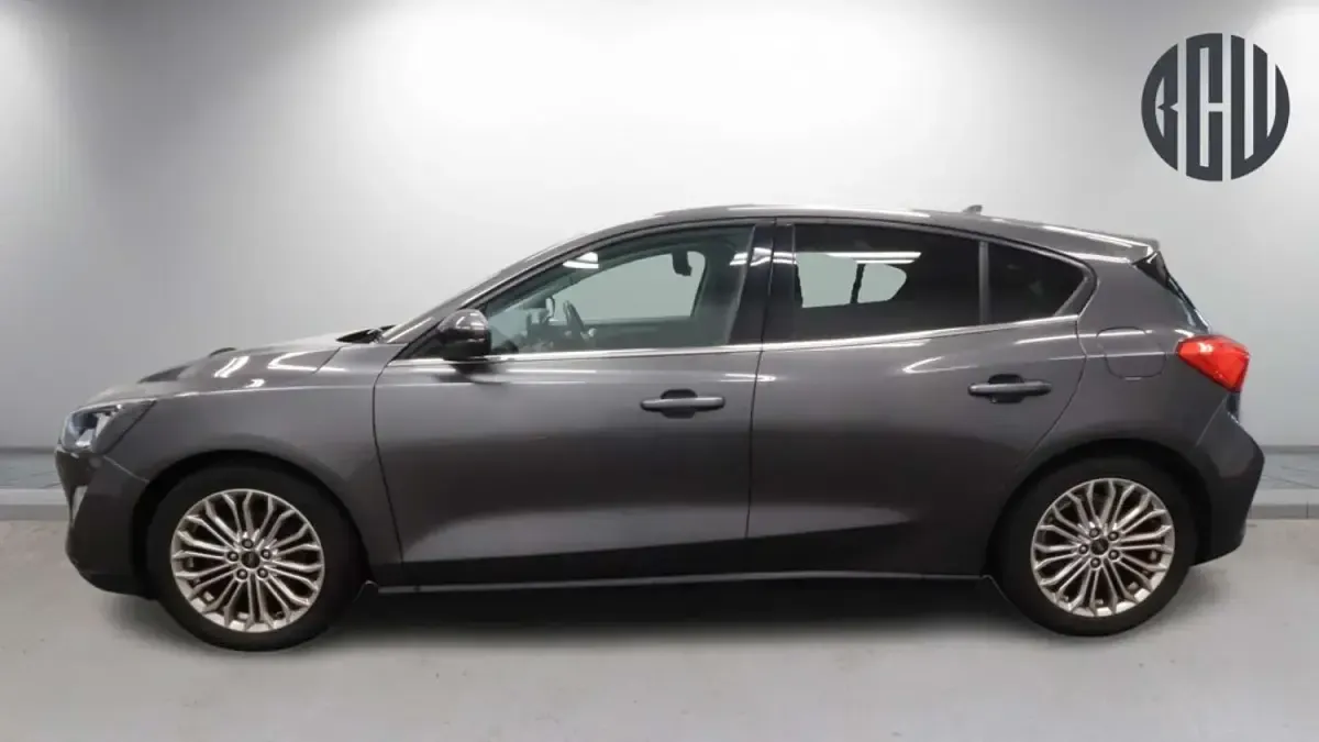 Used Ford Focus Titanium X 125 HP (91 kW) 2020 Grey Hatchback