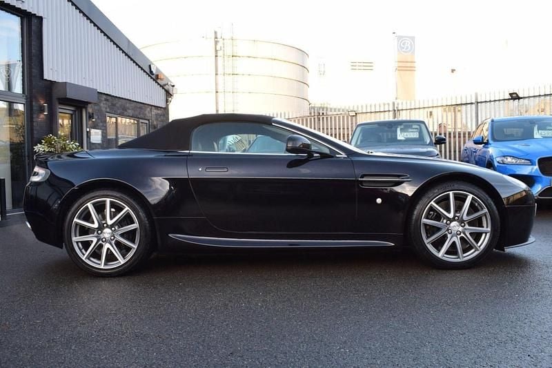Used Aston Martin Vantage 2014 Black Coupe