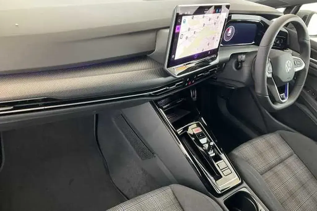 New VW Golf VIII GTE 272 HP (200 kW) 2026 Dolphin grey Hatchback
