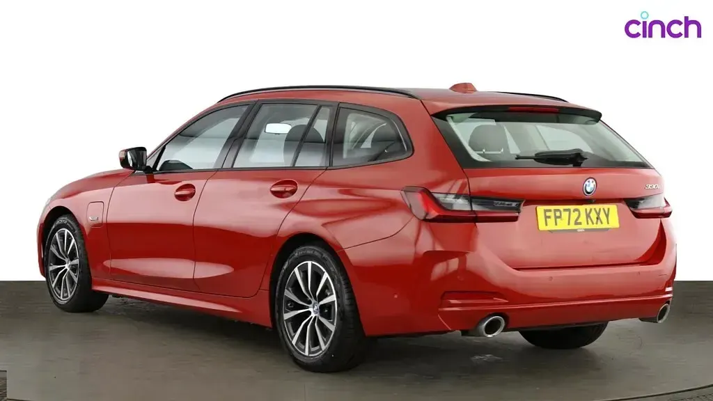 Used BMW 330e Sport Line 292 HP (214 kW) 2022 Red Estate
