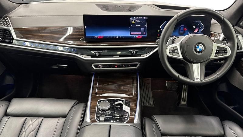 Used BMW X7 M Sport 347 HP (255 kW) 2025 Black SUV