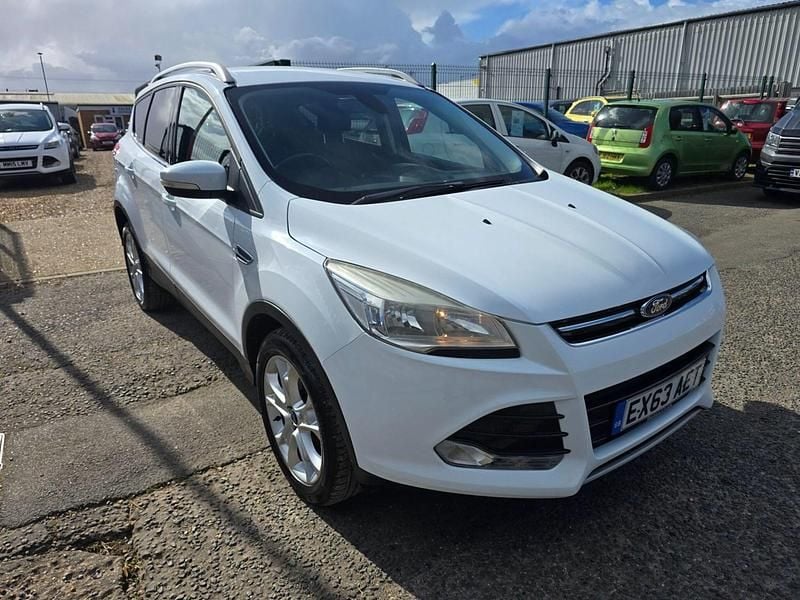 Used Ford Kuga Titanium 163 HP (119 kW) 2013 White SUV