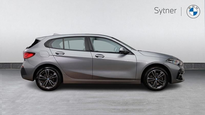 Used BMW 118 Sport Line 134 HP (98 kW) 2023 Grey Hatchback