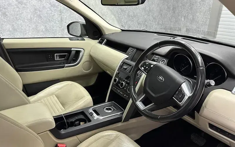 Used Land Rover Discovery Sport HSE Luxury 179 HP (131 kW) 2019 SUV