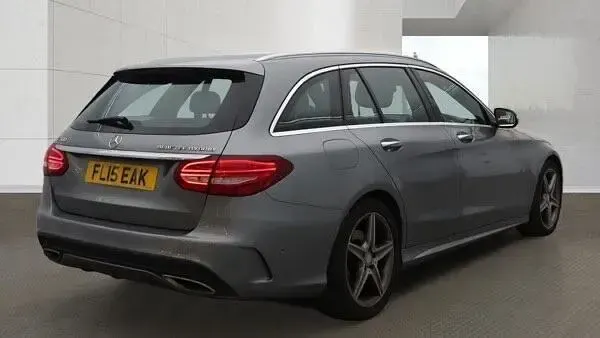 Second-hand Mercedes C300 AMG line 2015 Argintiu Break