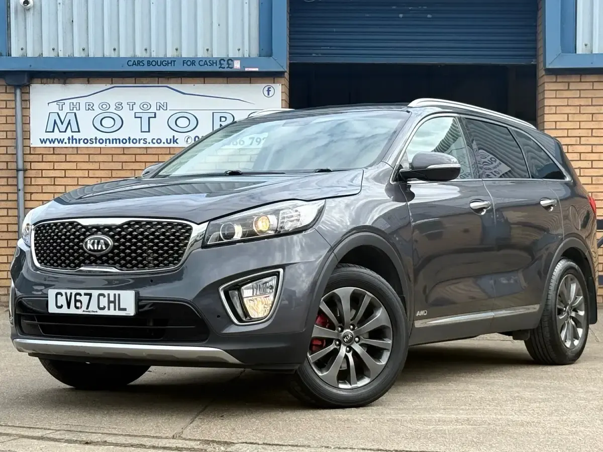 Used Kia Sorento 200 HP (147 kW) 2017 Grey SUV