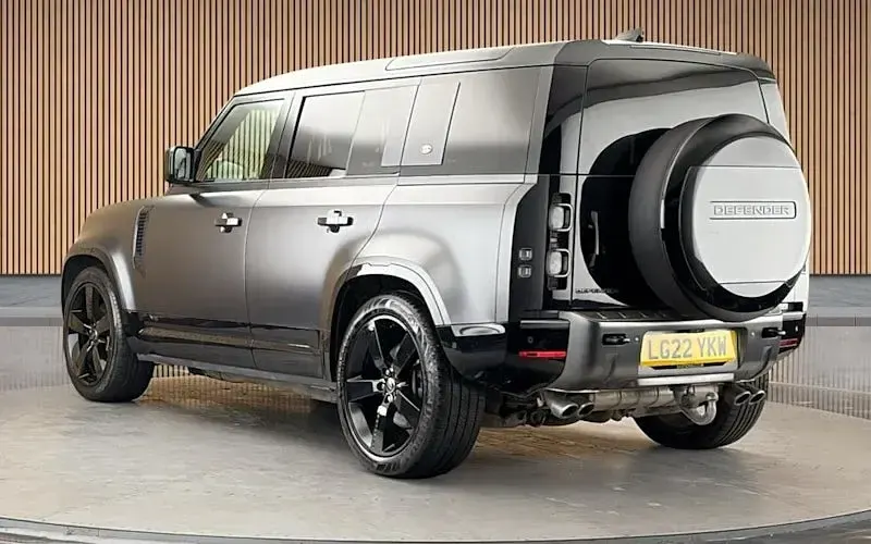 Used Land Rover Defender Carpathian Edition 525 HP (386 kW) 2024 SUV