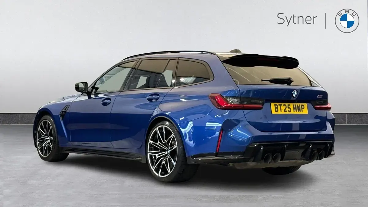 Begagnad BMW M3 Competition Edition 523 HK (384 kW) 2025 Blå Kombi