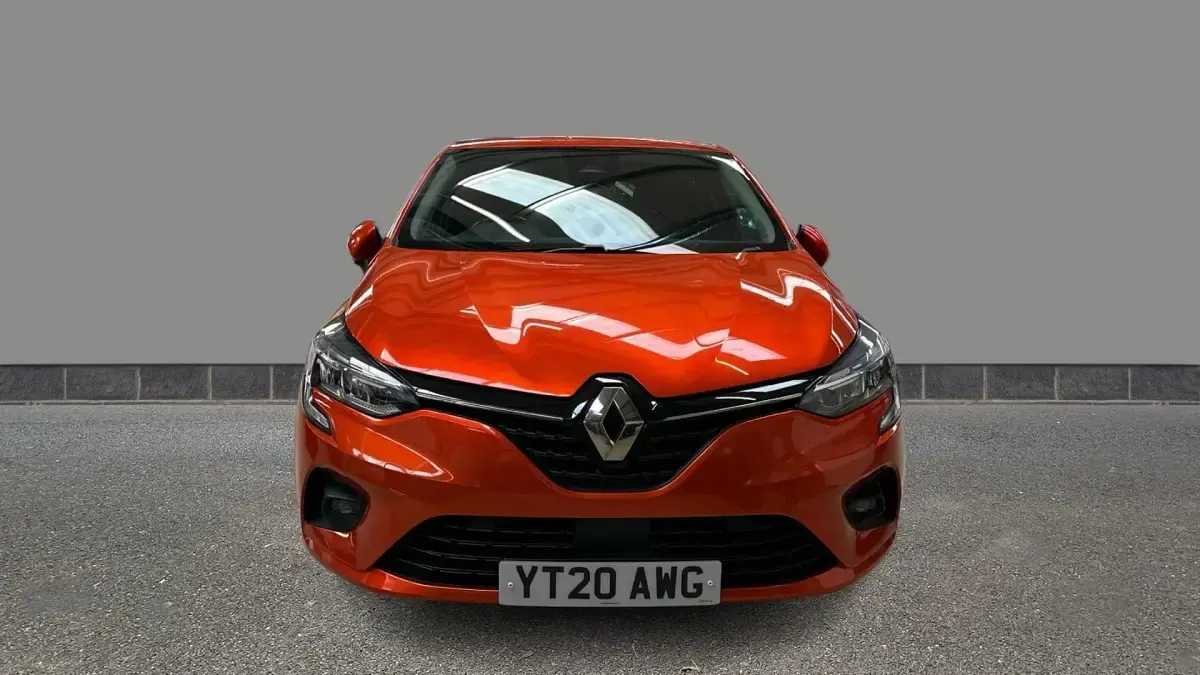 Used Renault Clio V Iconic 100 HP (73 kW) 2020 Orange Hatchback
