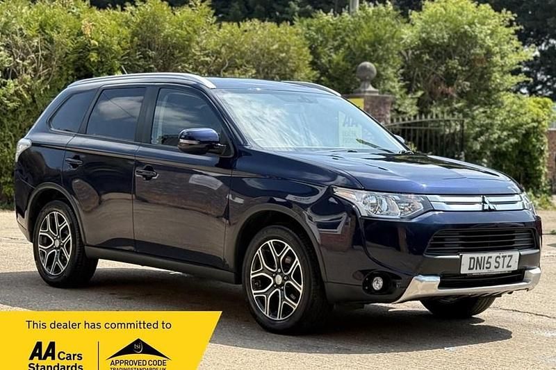 Blue Used 2015 Mitsubishi Outlander SUV | £6,990 (Super price) - Image 1/1