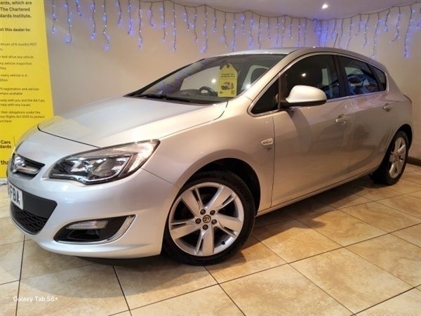 Silver Used 2013 Vauxhall Astra SRi Hatchback | £4,485 (Fair price) - Image 1/1