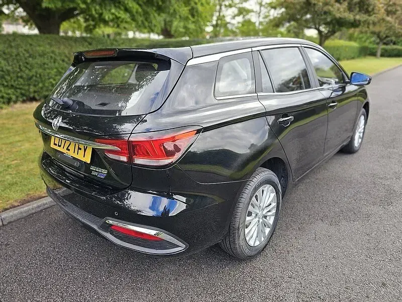 Second-hand MG MG5 EV Excite 114 kW (156 CP) 2022 Negru Break
