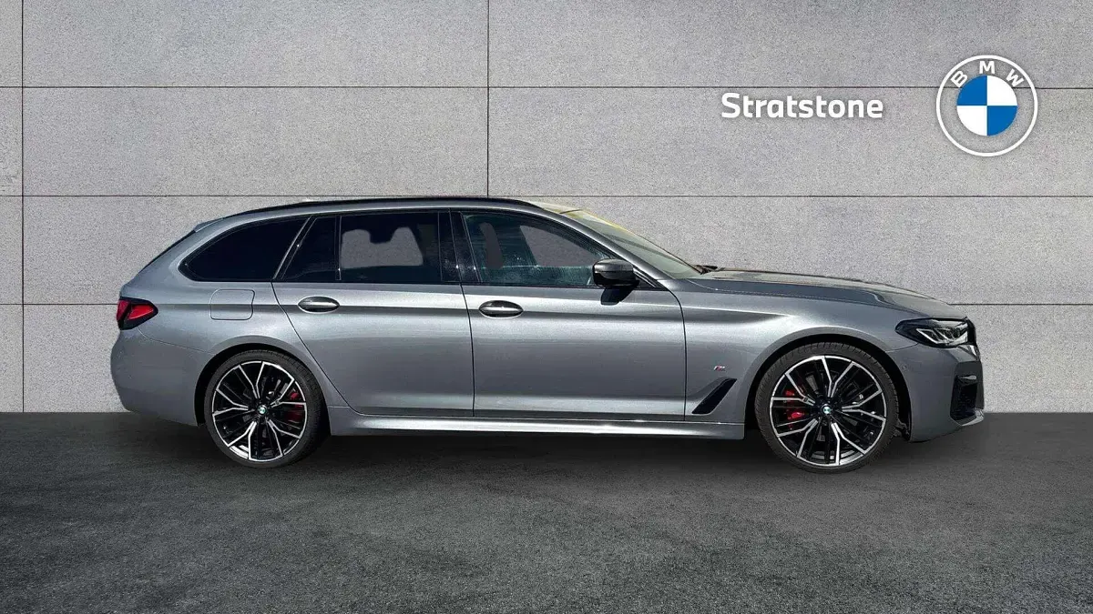 Used BMW 520 M Sport 187 HP (137 kW) 2023 Grey Estate