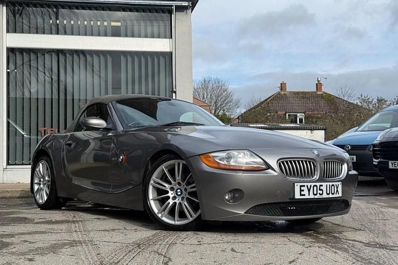 Used BMW Z4 Impressive 2005 Grey Cabriolet