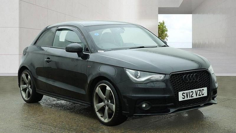 Używany Audi A1 Black Edition 2012 Czarny Hatchback