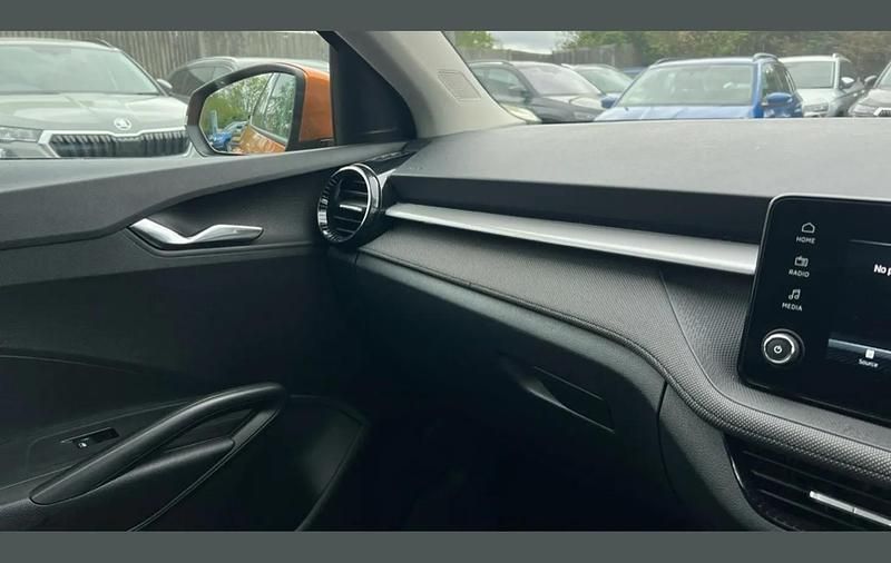 Used Skoda Fabia SE 116 HP (85 kW) 2025 Orange Hatchback