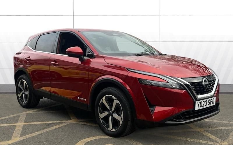 Used Nissan Qashqai N-Connecta 190 HP (139 kW) 2023 Red SUV