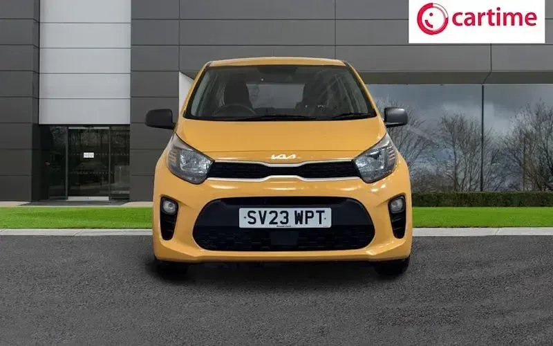 Used Kia Picanto Advance 67 HP (49 kW) 2023 Yellow Hatchback