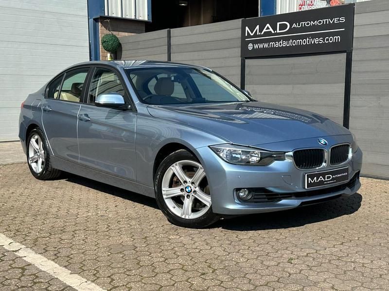 Begagnad BMW 328 Comfort Edition 2014 Blå Sedan