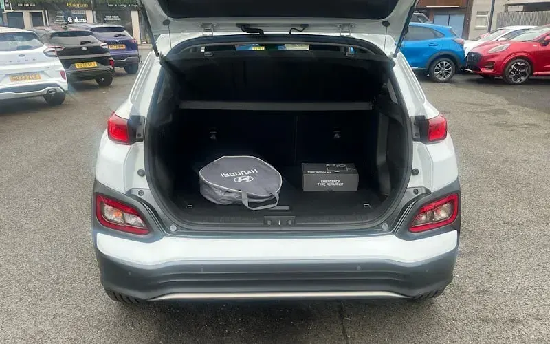 Used Hyundai Kona Premium 150 kW (204 HP) 2020 White SUV