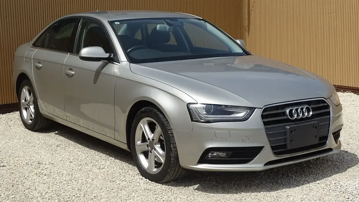 Used Audi A4 2013 Silver Sedan