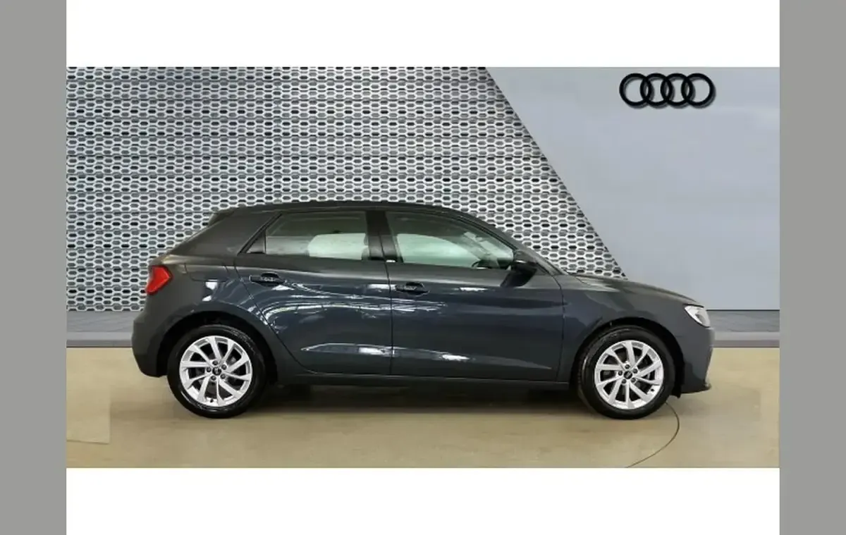 Used Audi A1 Sport 110 HP (80 kW) 2022 Grey SUV
