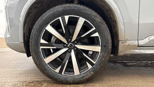 Used Volvo XC90 Core 247 HP (181 kW) 2025 SUV