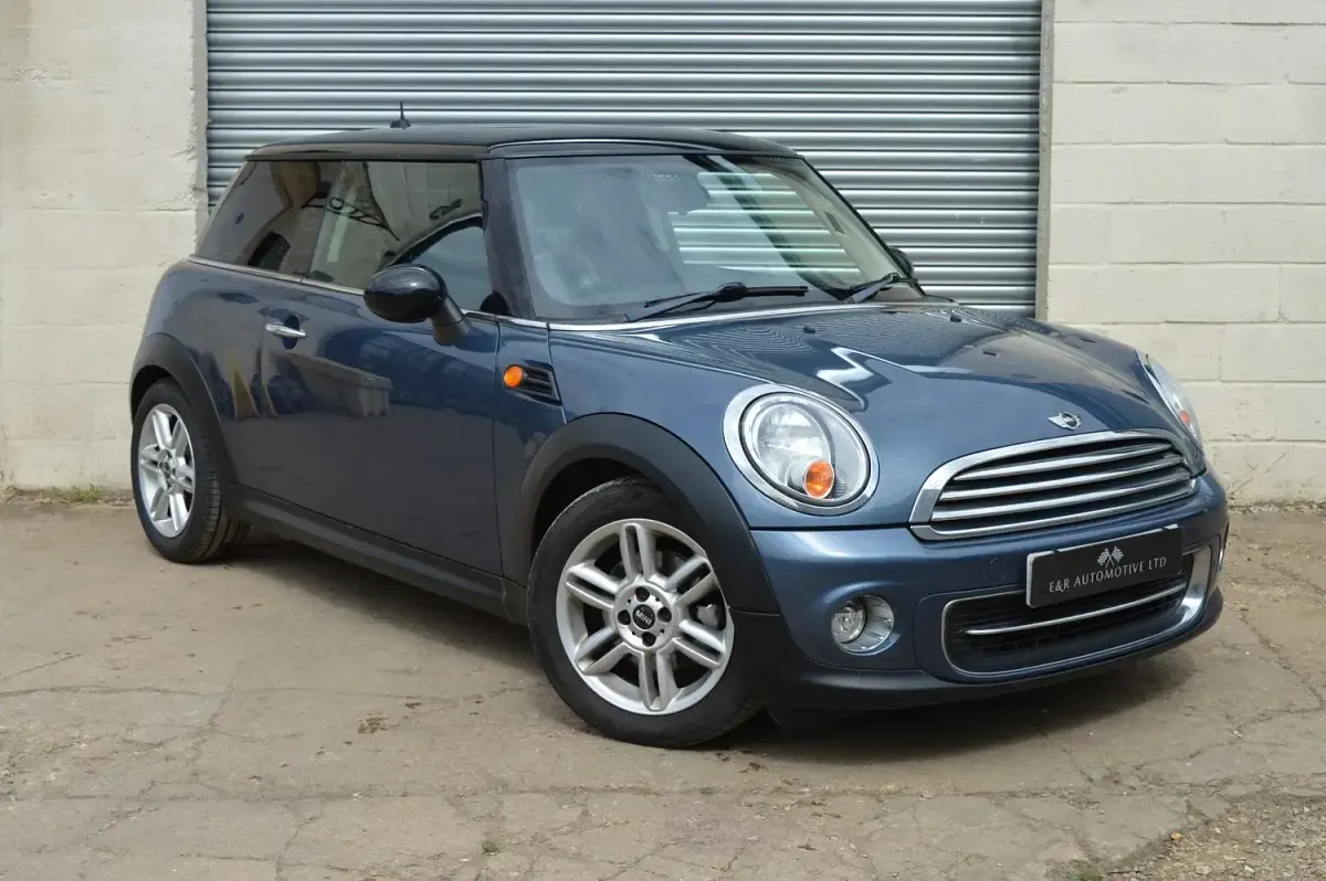 Used Mini Cooper Hatch 2011 Blue Hatchback