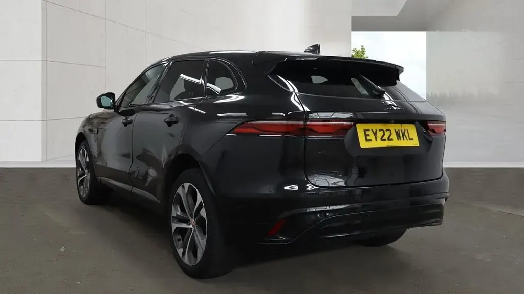 Used Jaguar F-Pace R-Dynamic 204 HP (150 kW) 2022 Black SUV