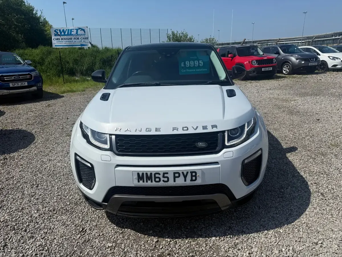 Used Land Rover Range Rover evoque HSE Dynamic 2015 White Estate