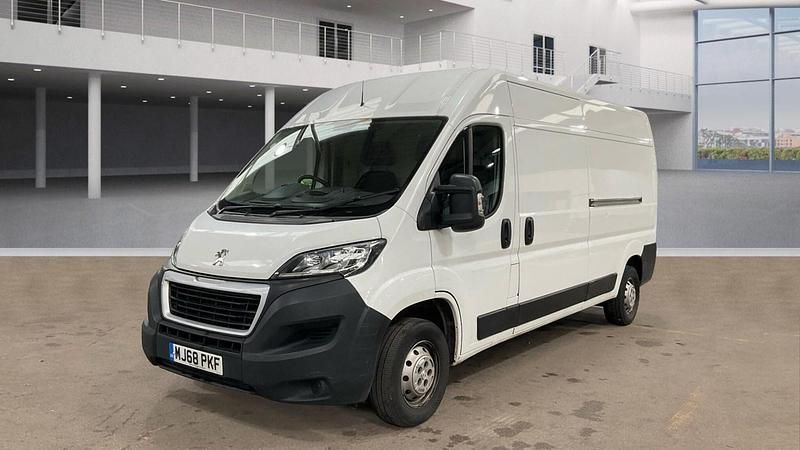 White Used 2018 Peugeot Boxer Van | £7,975 (Super price) - Image 1/2