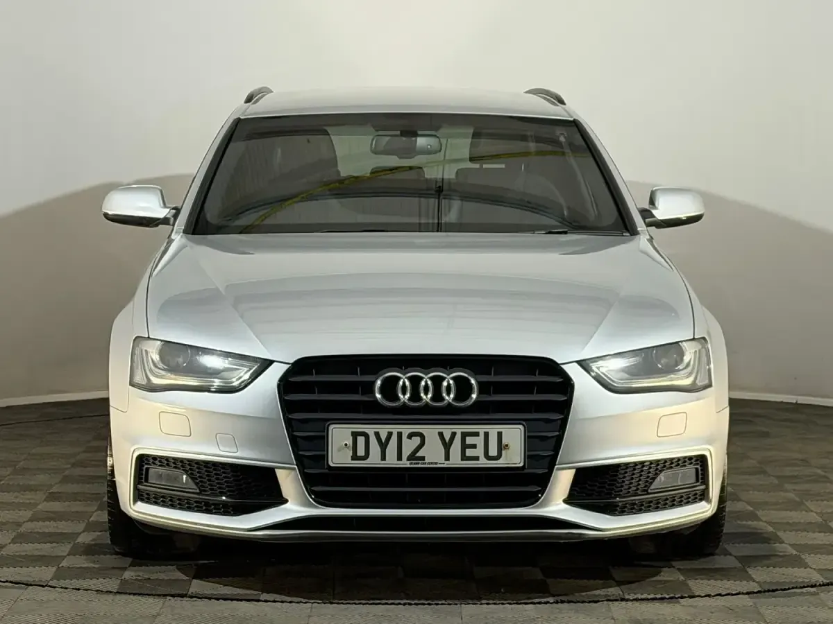 Used Audi A4 Black Edition 143 HP (105 kW) 2012 Silver Estate