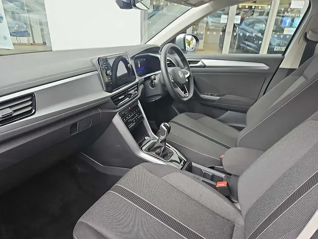 Used VW T-Roc 150 HP (110 kW) 2025 SUV