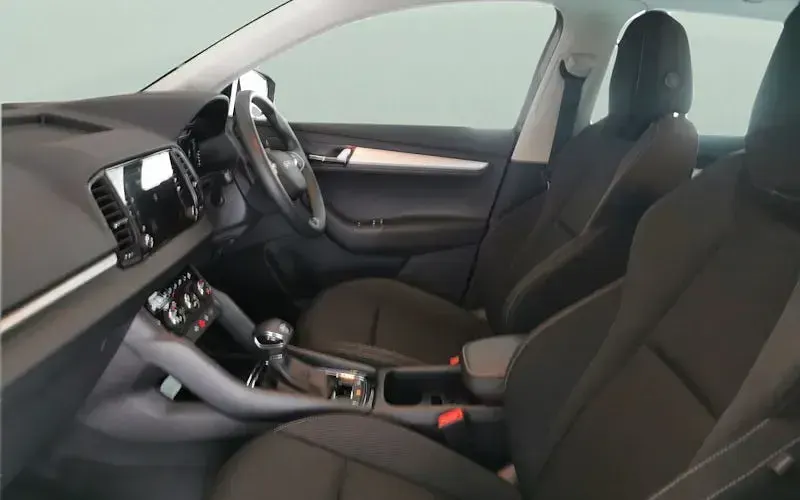 Second-hand Skoda Karoq SE 150 CP (110 kW) 2026 SUV