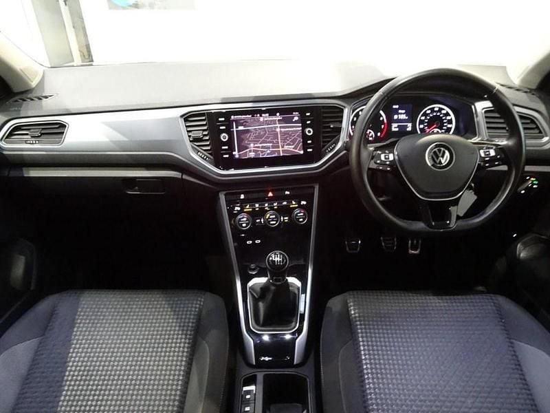 Used VW T-Roc Active 150 HP (110 kW) 2021 Grey SUV