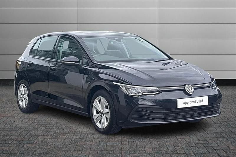 Used VW Golf VIII Life 150 HP (110 kW) 2022 Black Hatchback