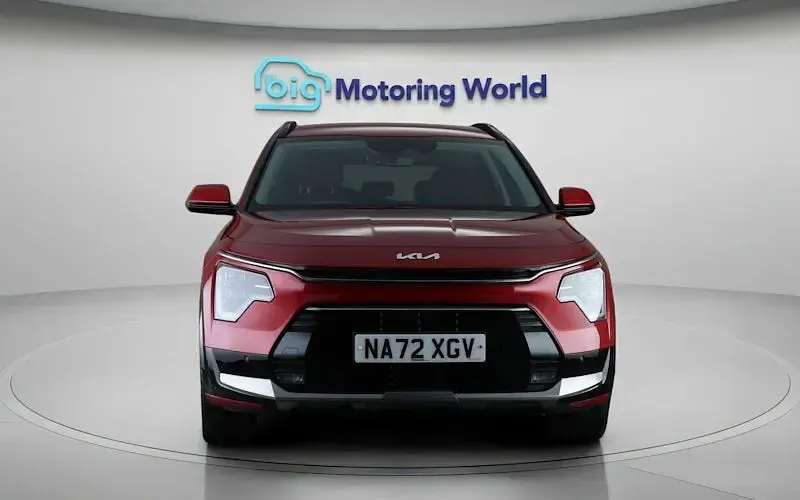 Used Kia Niro 141 HP (103 kW) 2022 Red SUV